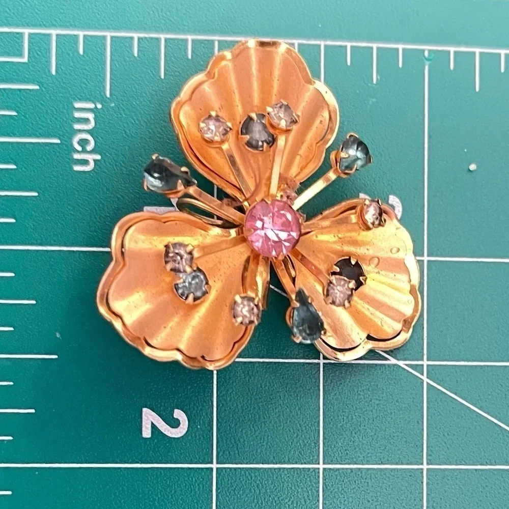 VINTAGE Bugbee & Niles Brooch Circa. 1955s - 1959